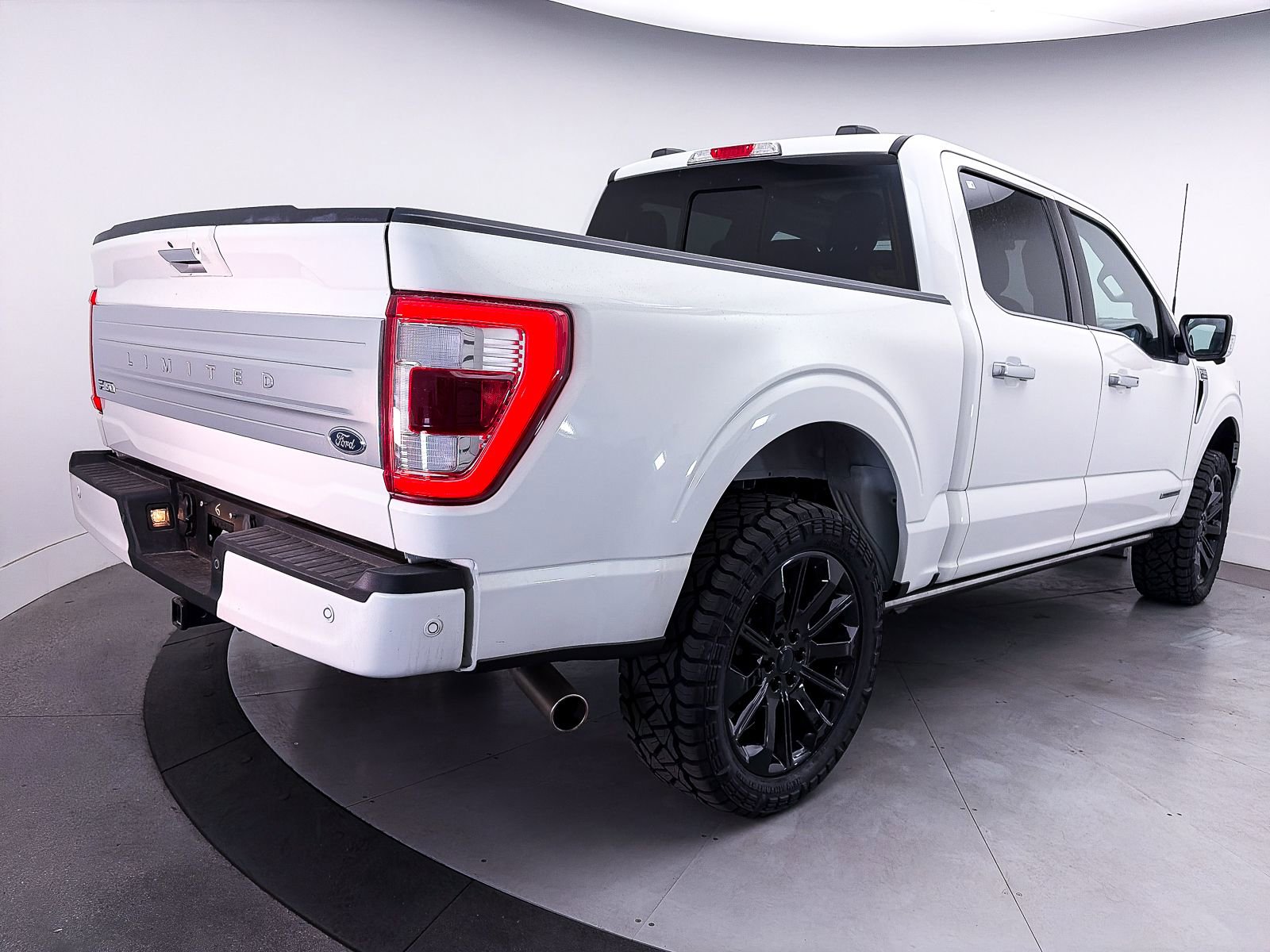Used 2023 Ford F150 Limited AWD/4WD image 17
