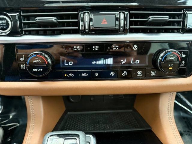 Used 2023 Nissan Pathfinder Platinum AWD/4WD image 40