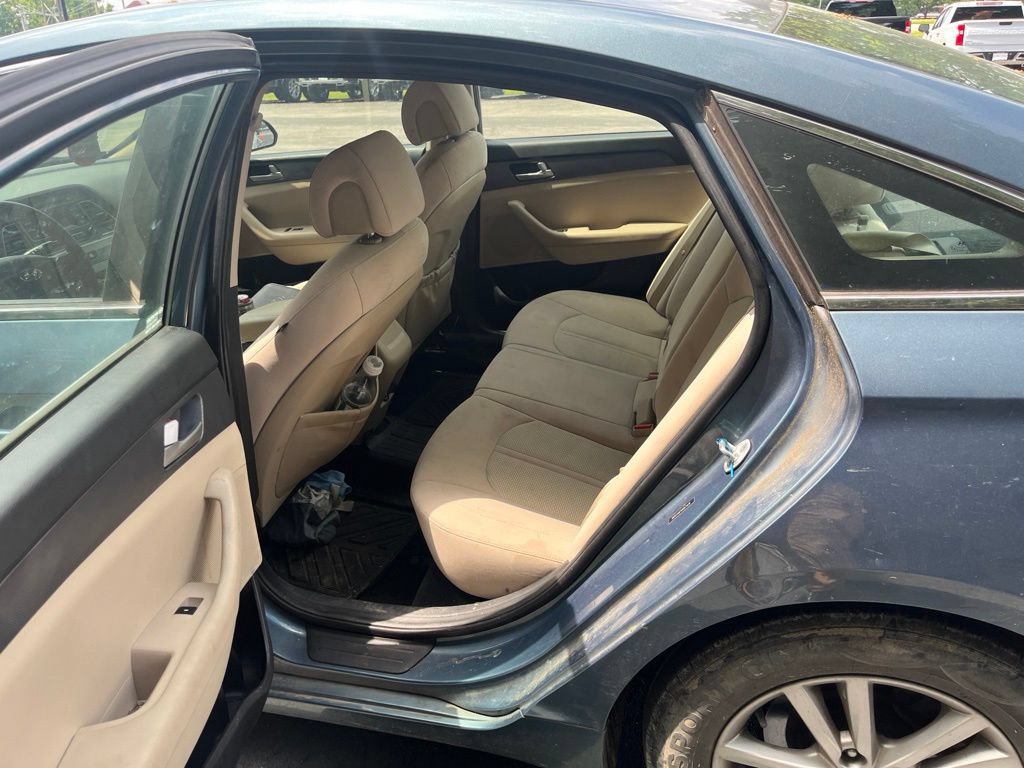 Used 2017 Hyundai Sonata SE FWD image 9