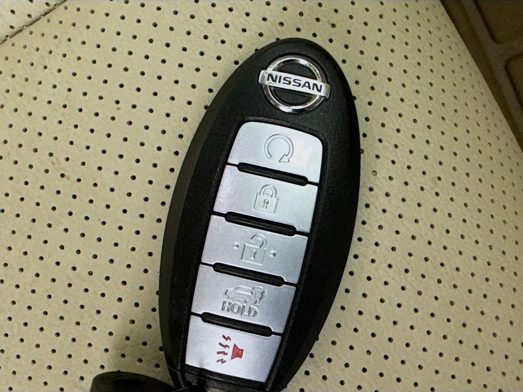 Used 2017 Nissan Murano SL FWD image 39