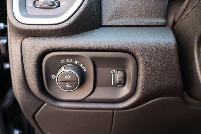 Used 2025 RAM 2500 Big Horn image 15