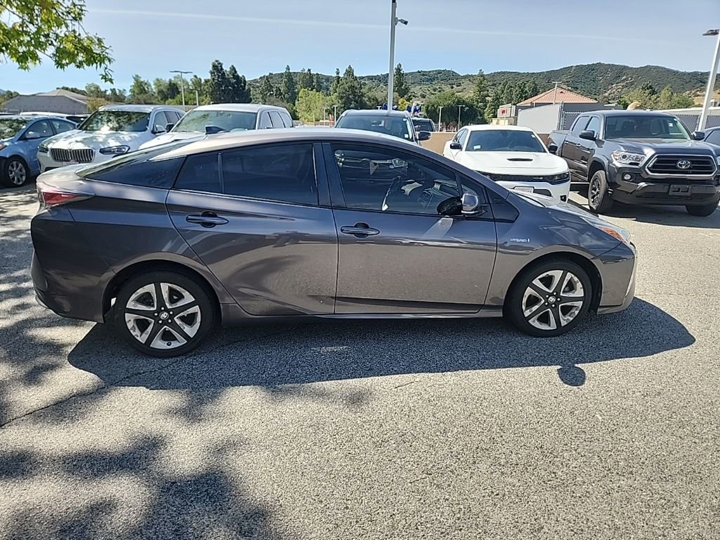 Used 2016 Toyota Prius Four image 6