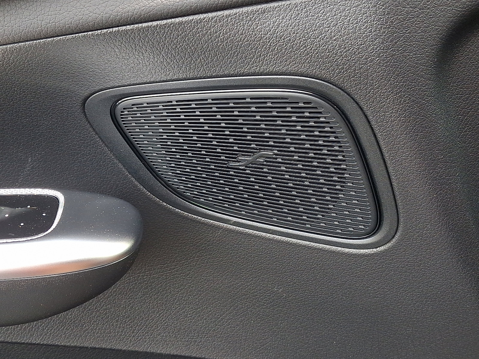 Certified 2025 Mercedes-Benz GLC 300 4MATIC image 22