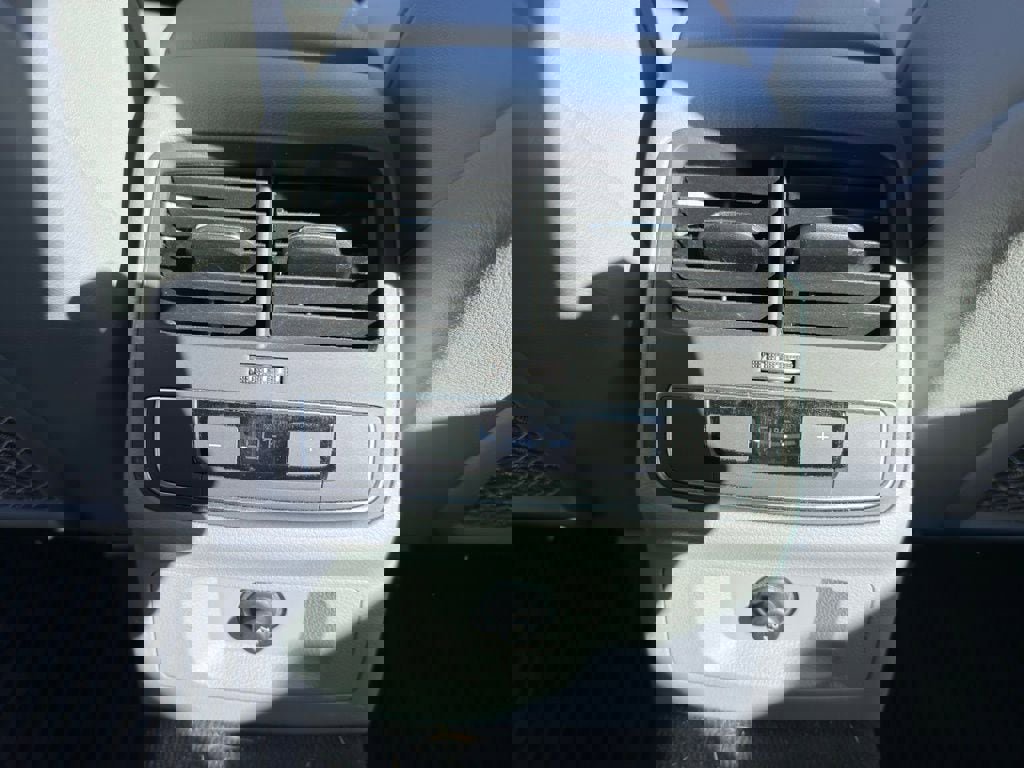 Used 2021 Audi A4 2.0T Premium w/ Convenience Package image 34