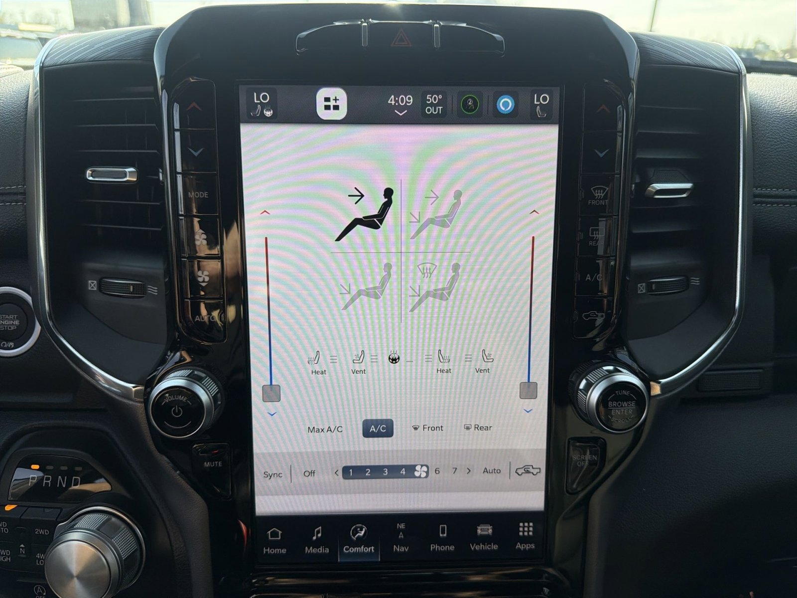 Used 2024 RAM 1500 Laramie image 21