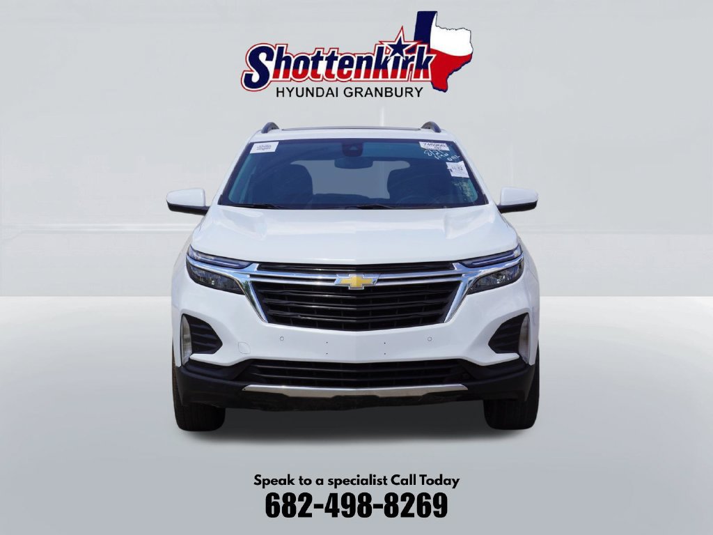 Used 2023 Chevrolet Equinox LT AWD/4WD image 2