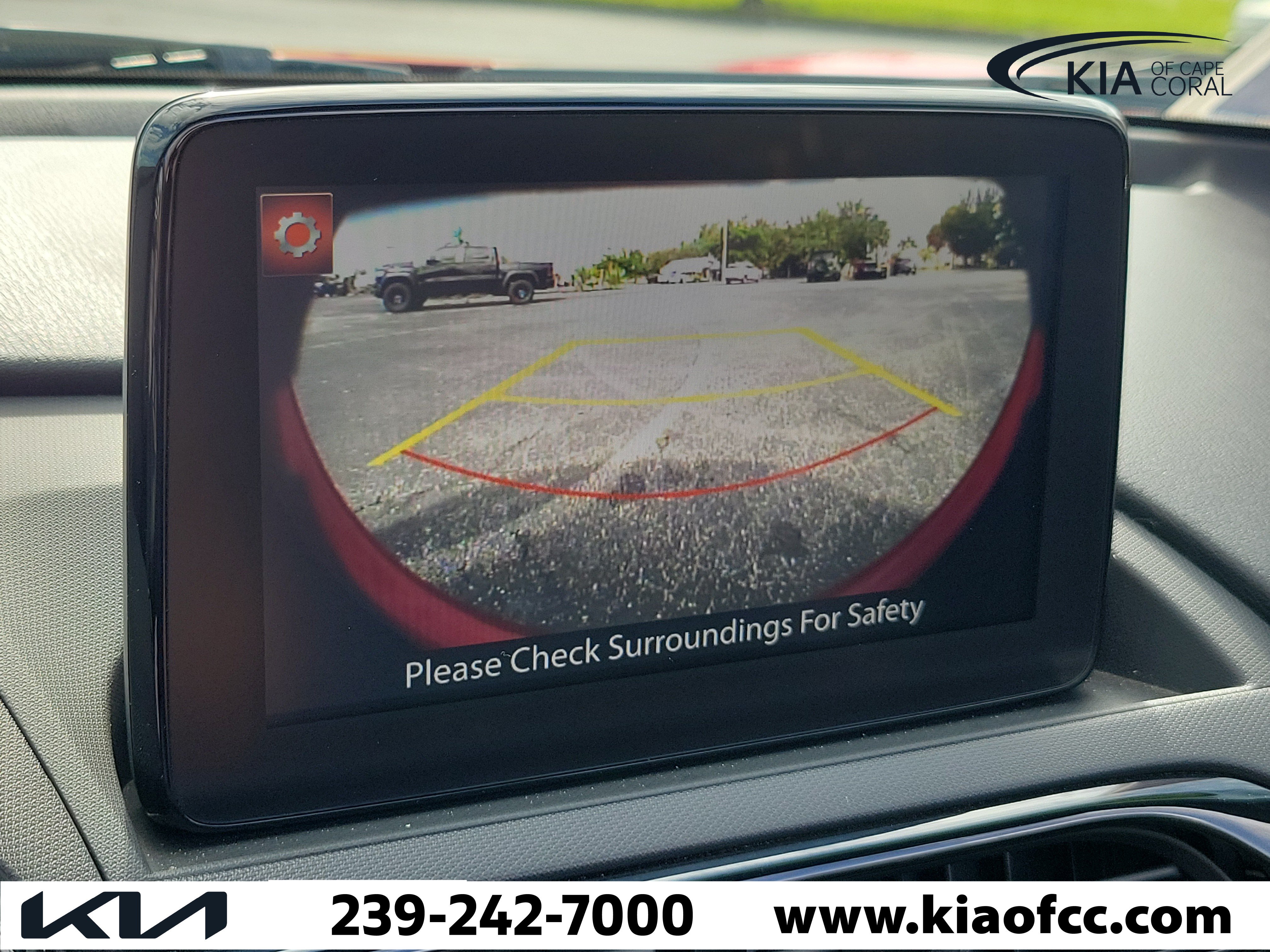 Used 2021 MAZDA MX-5 Miata Sport RWD image 29