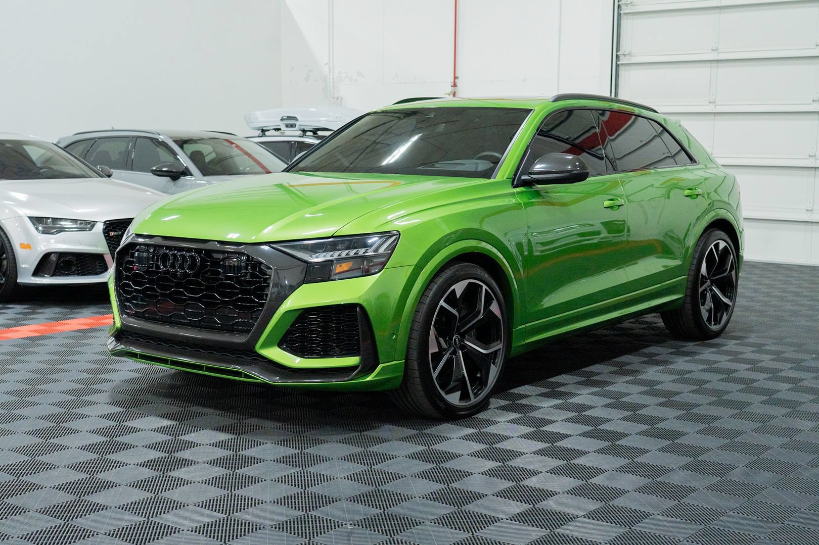 Used 2023 Audi RS Q8 w/ Black Optic Package AWD/4WD image 3