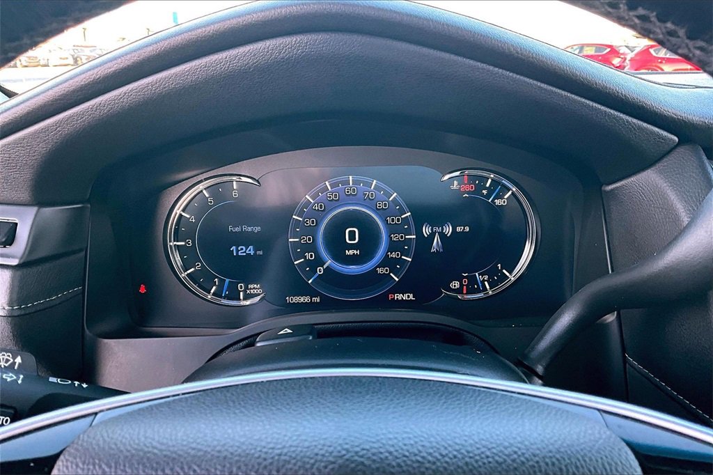 Used 2019 Cadillac Escalade Premium Luxury image 22