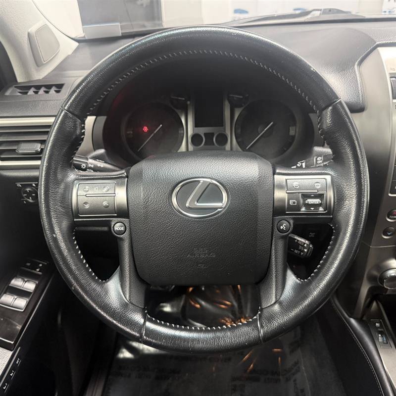 Used 2017 Lexus GX 460 w/ Navigation Package AWD/4WD image 8