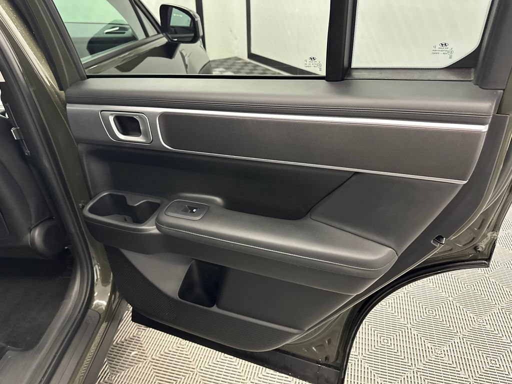 Used 2024 Hyundai Santa Fe SEL FWD image 16