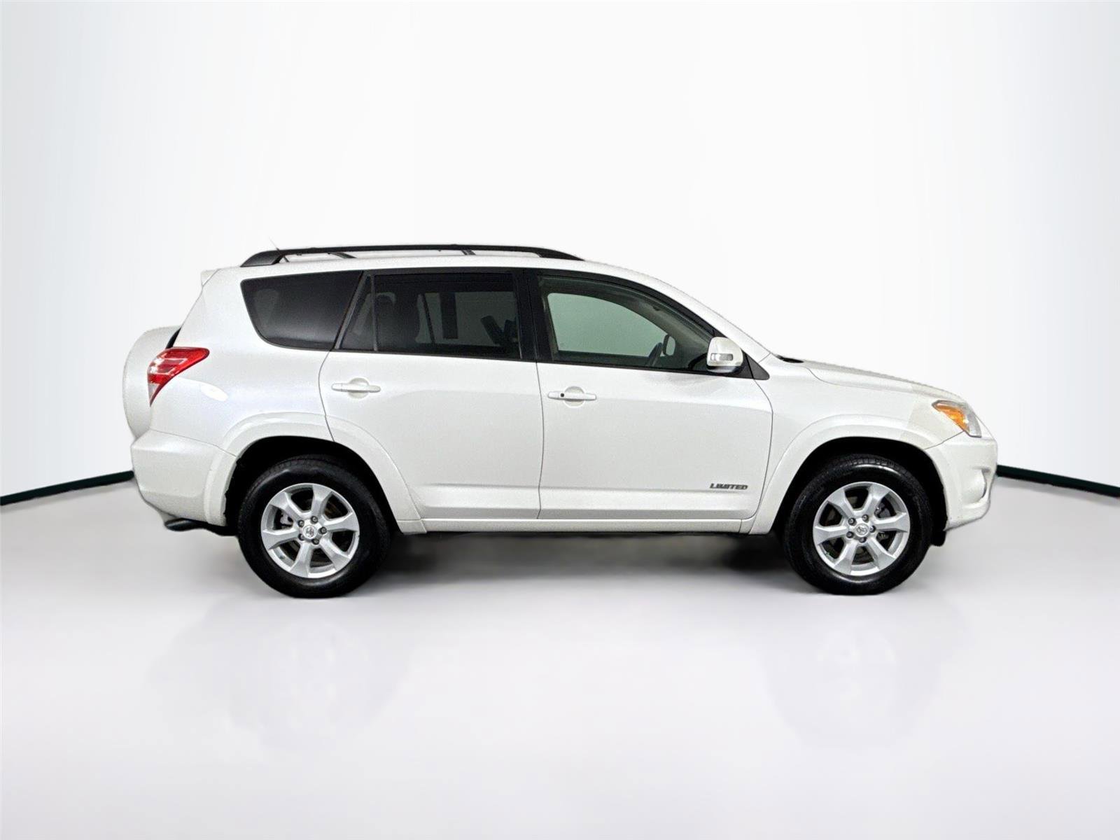 Used 2012 Toyota RAV4 Limited image 10