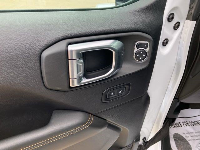 Certified 2025 Jeep Wrangler Unlimited Sahara AWD/4WD image 10