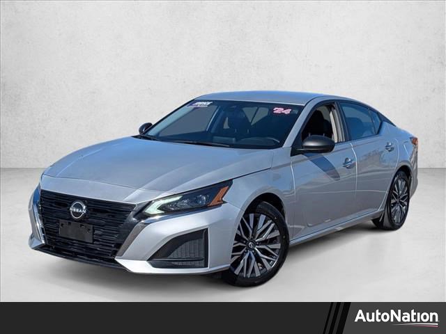 Used 2024 Nissan Altima 2.5 SV