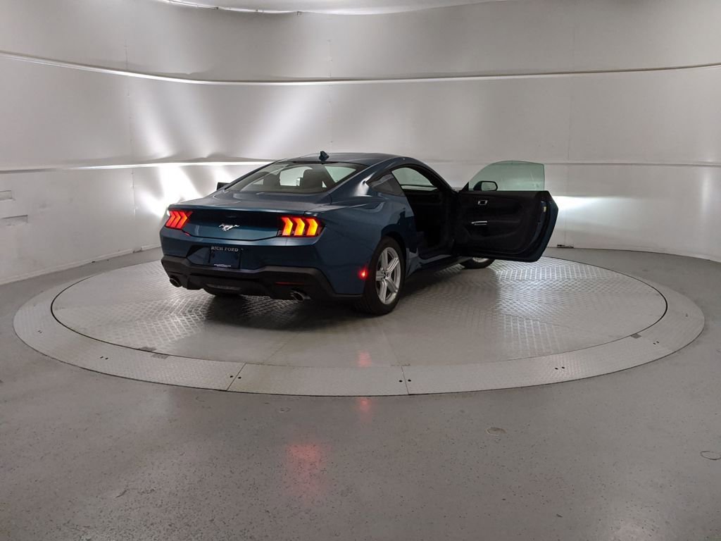 New 2026 Ford Mustang Coupe image 9