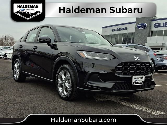 Used 2023 Honda HR-V LX image 1
