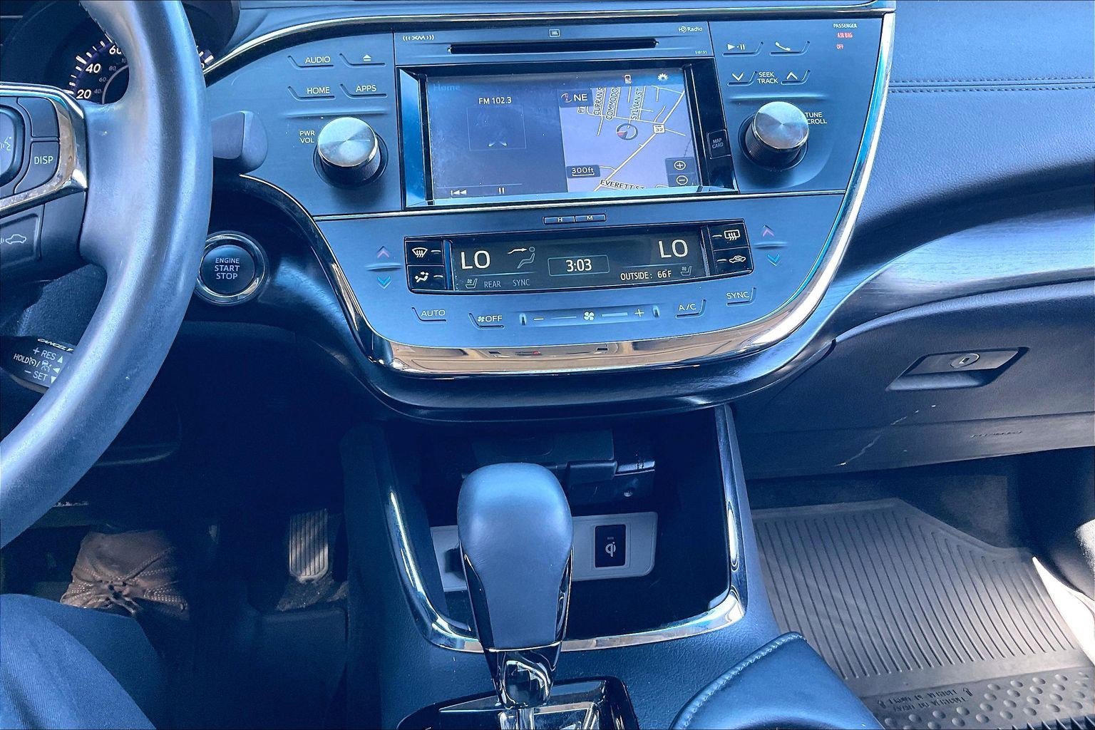 Used 2018 Toyota Avalon Limited w/ All Weather Liner Package FWD image 21