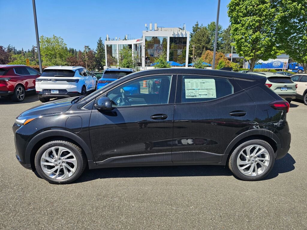 New 2027 Chevrolet Bolt LT w/ Comfort Package FWD image 8