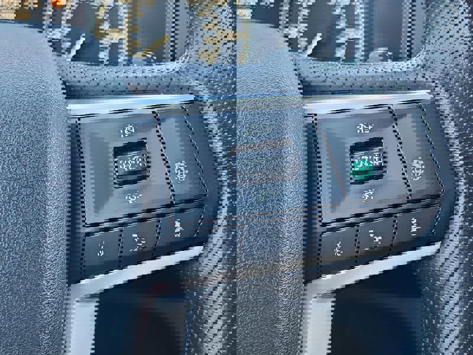 Used 2024 Mitsubishi Outlander SE image 26