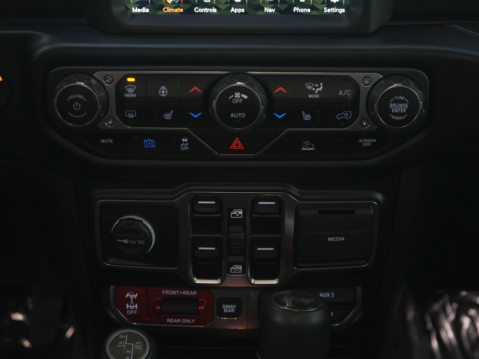 Used 2022 Jeep Wrangler Unlimited Rubicon 4xe w/ Cold Weather Group image 18