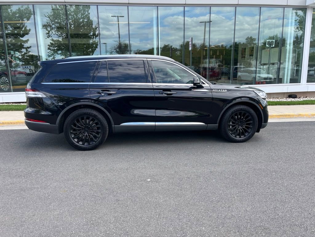 Used 2020 Lincoln Aviator Reserve AWD/4WD image 9