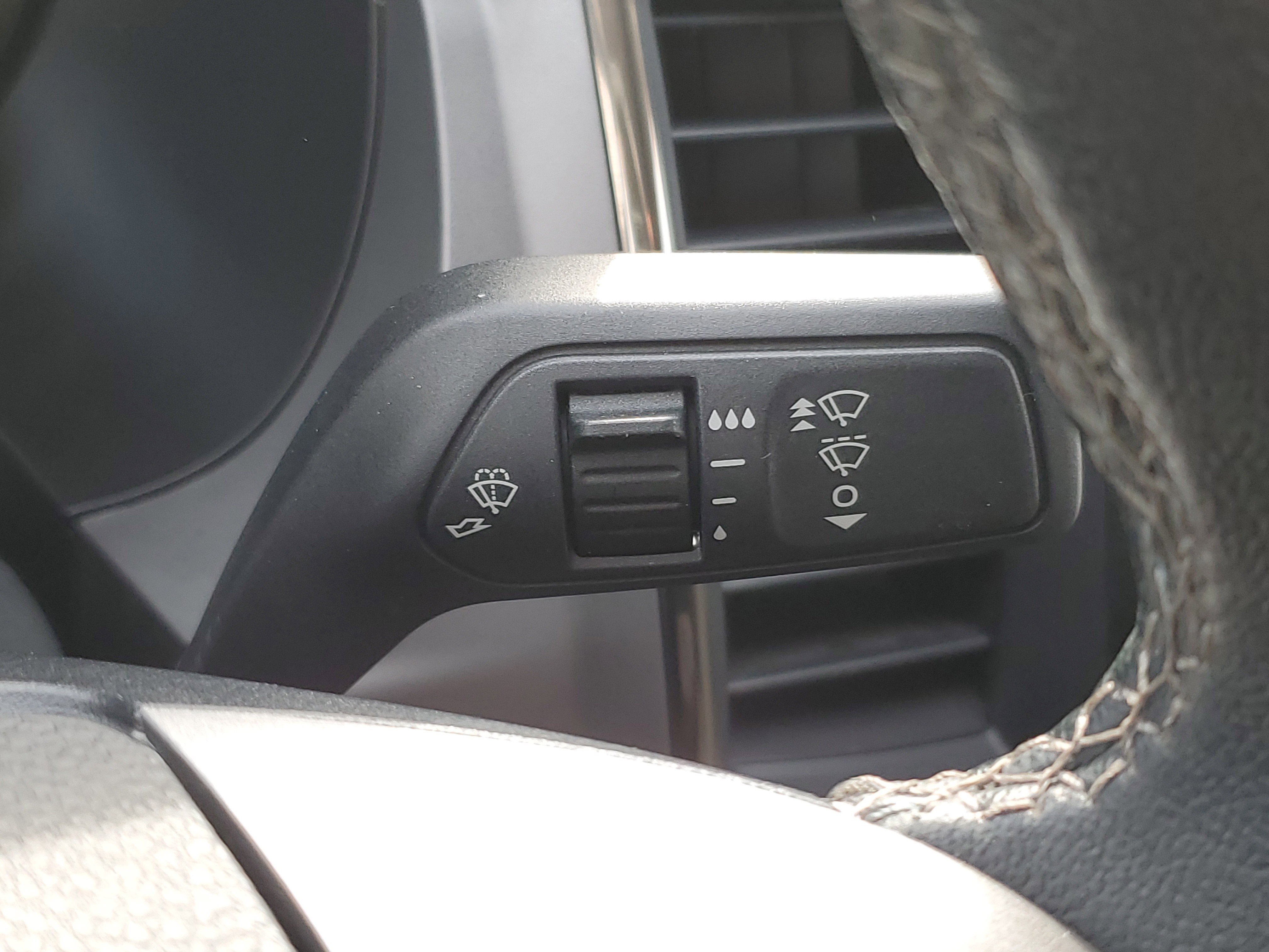 Used 2019 Ford Ranger XLT w/ Equipment Group 301A Mid image 16