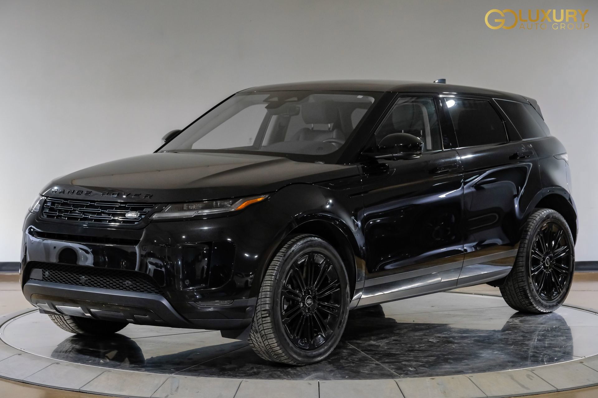 Used 2024 Land Rover Range Rover Evoque S AWD/4WD image 8