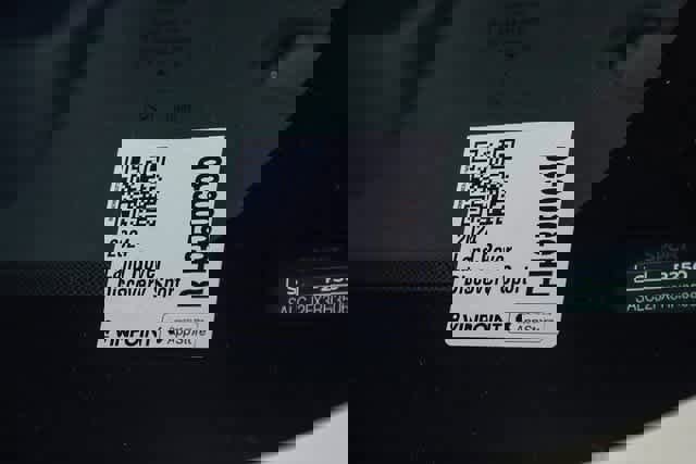 New 2024 Land Rover Discovery Sport S image 27