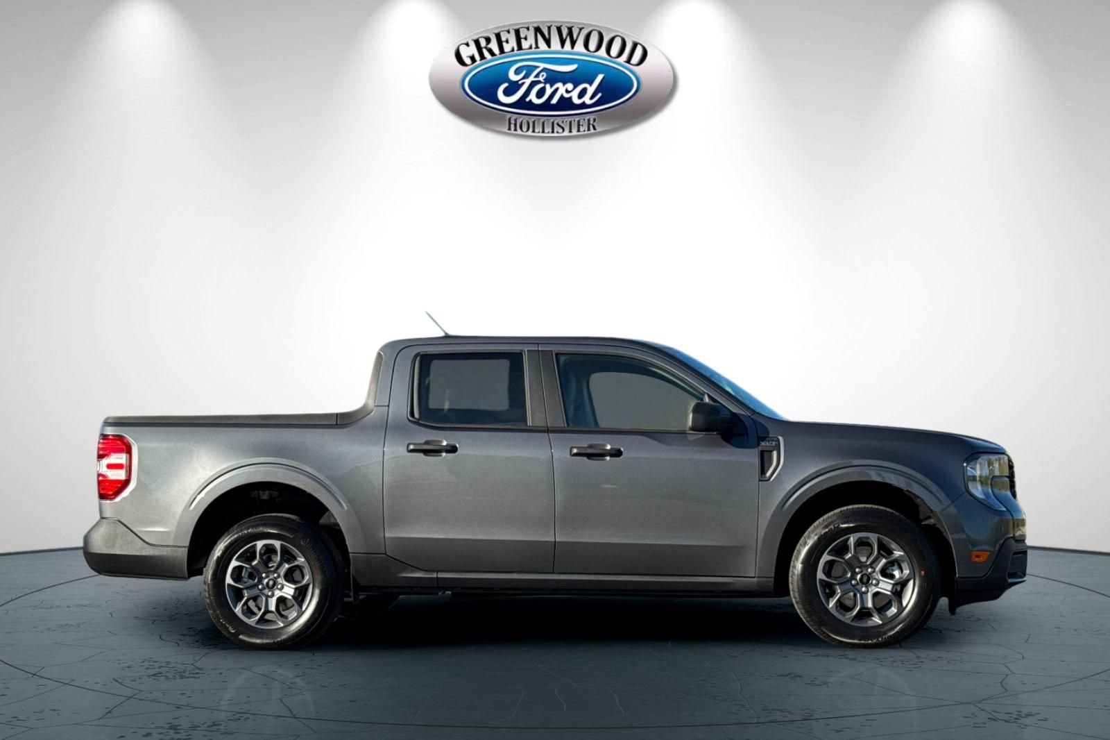 New 2026 Ford Maverick XLT image 3