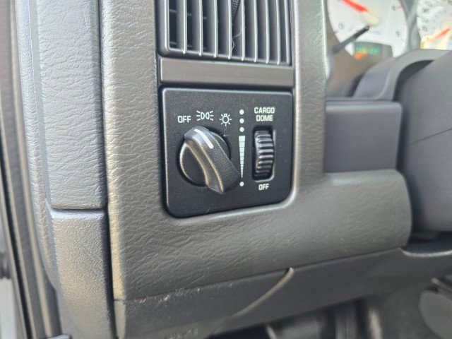 Used 2005 Dodge Ram 3500 Truck SLT w/ Trailer Tow Group RWD image 28