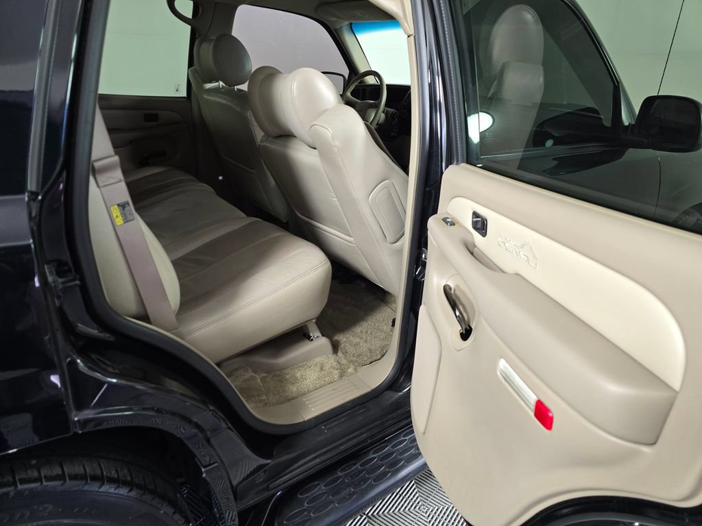 Used 2002 GMC Yukon Denali AWD/4WD image 14