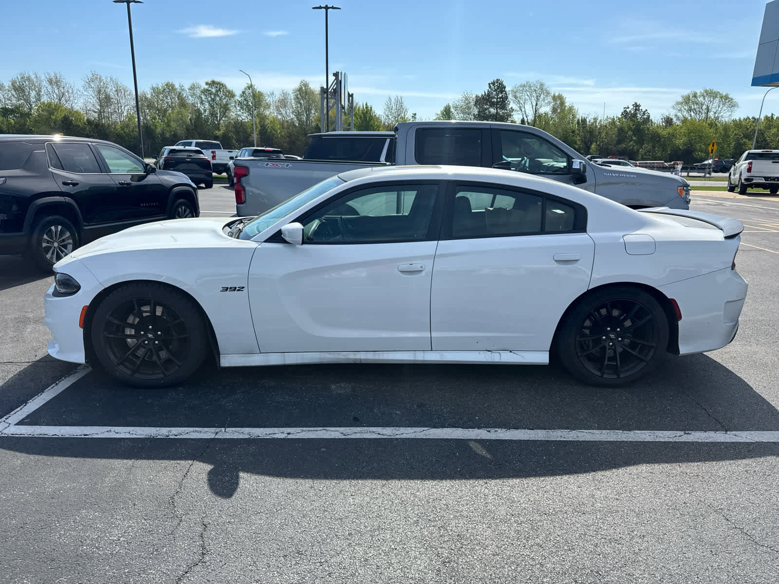Used 2018 Dodge Charger R/T RWD image 2