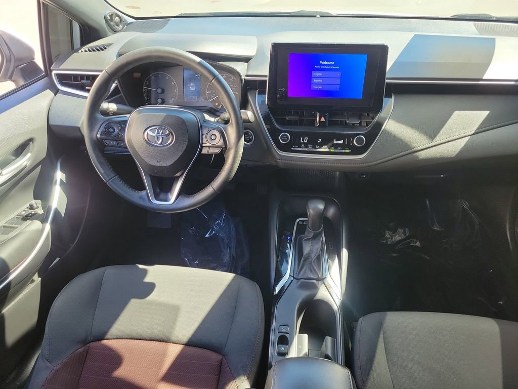 Used 2023 Toyota Corolla SE w/ SE Premium Package image 11