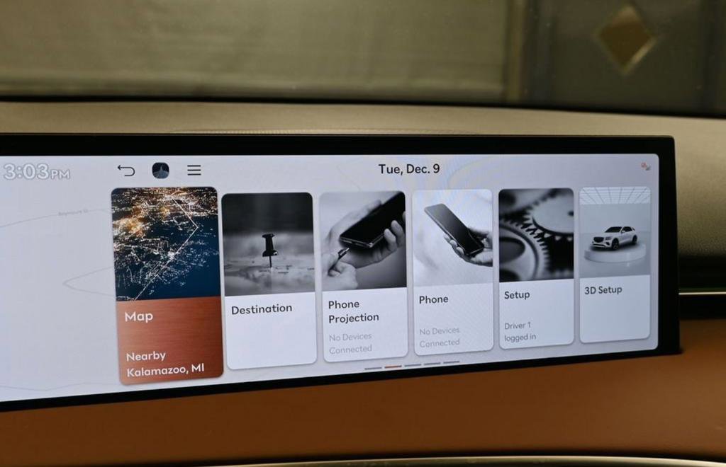 Used 2025 Genesis GV70 2.5T image 12