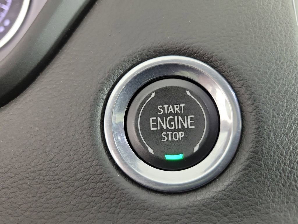 Used 2023 Cadillac XT4 Sport w/ Cold Weather Package FWD image 30