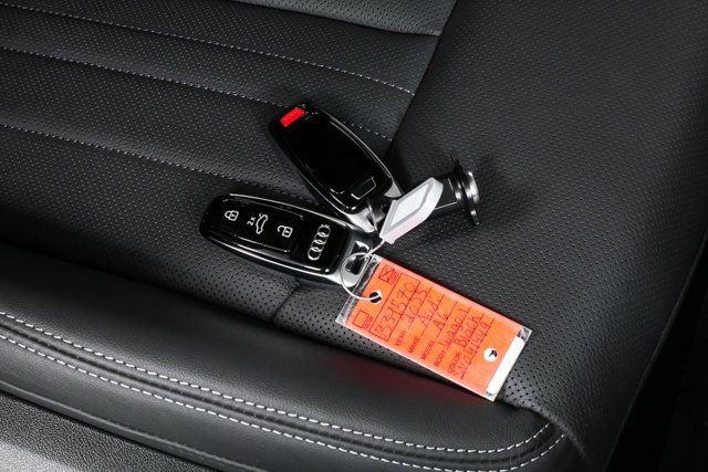 Used 2025 Audi A6 Premium Plus w/ Driver Assistance Package image 40