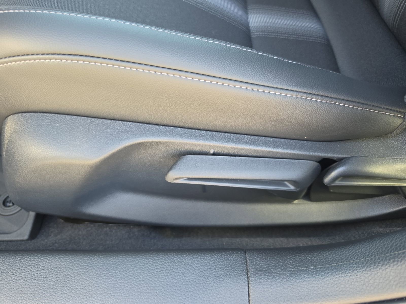 New 2026 Honda Civic Sport image 10