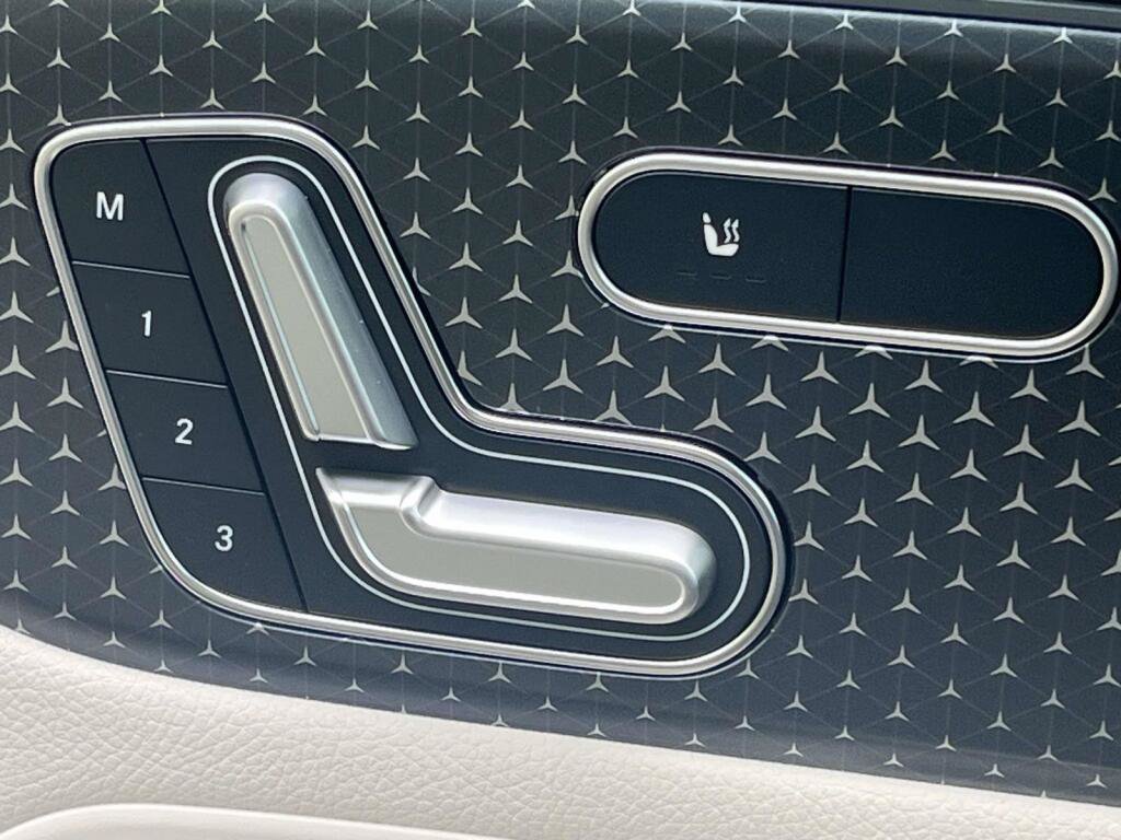 New 2026 Mercedes-Benz GLA 250 4MATIC image 29