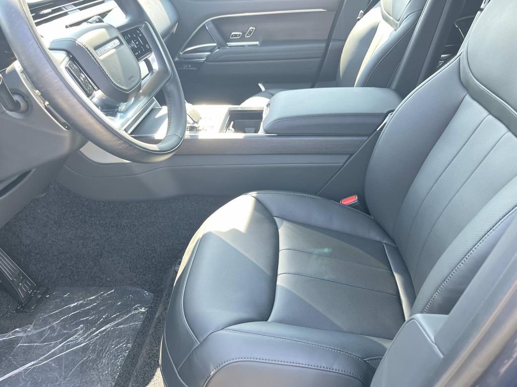New 2026 Land Rover Range Rover SE AWD/4WD image 12