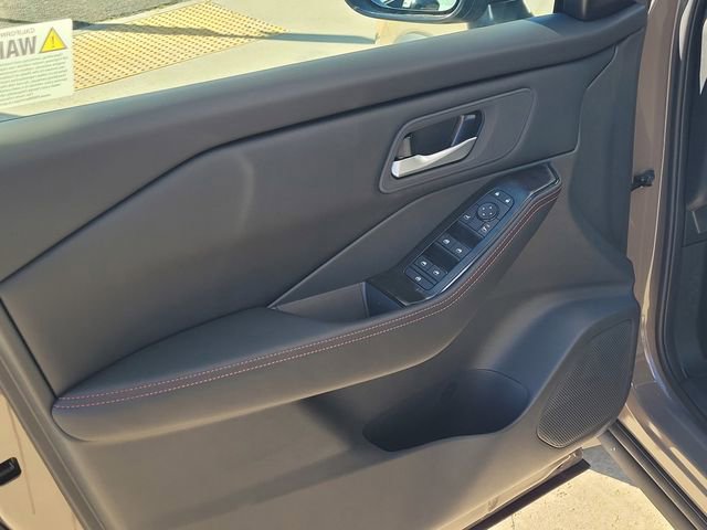 New 2026 Nissan Rogue SV image 8