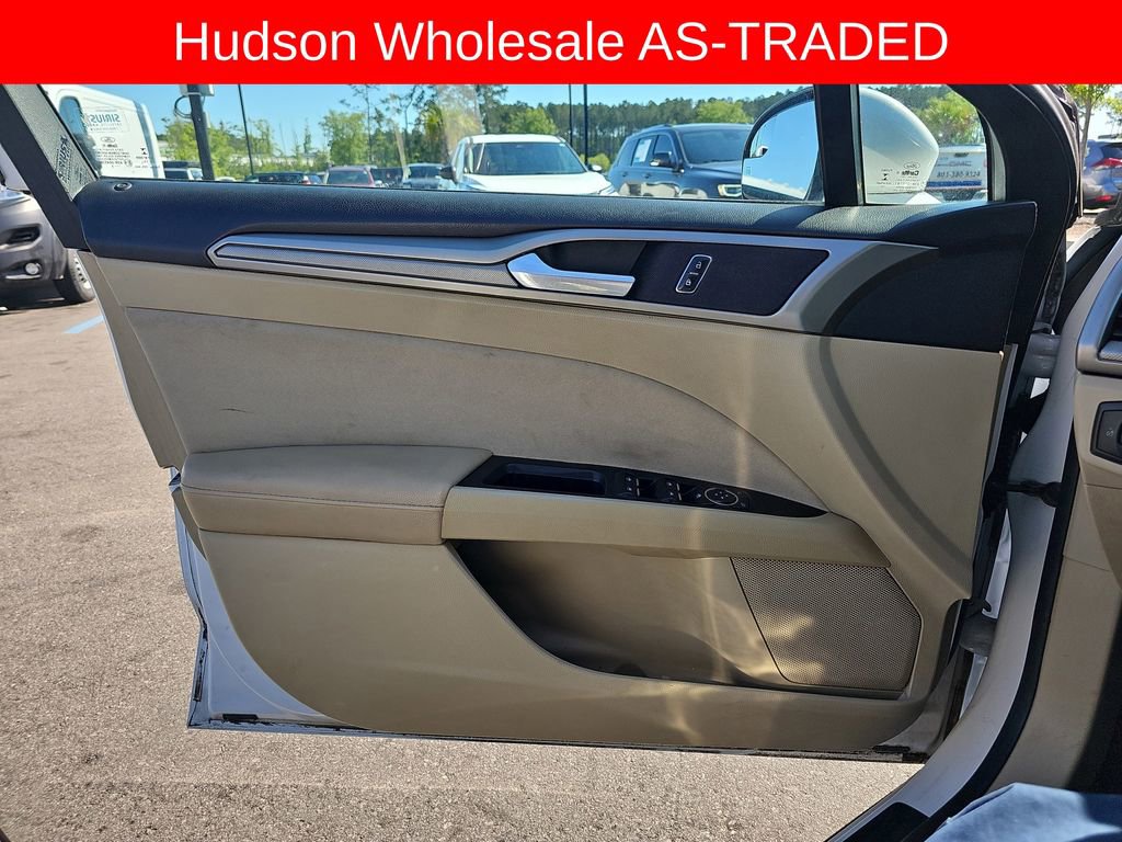 Used 2014 Ford Fusion SE FWD image 27