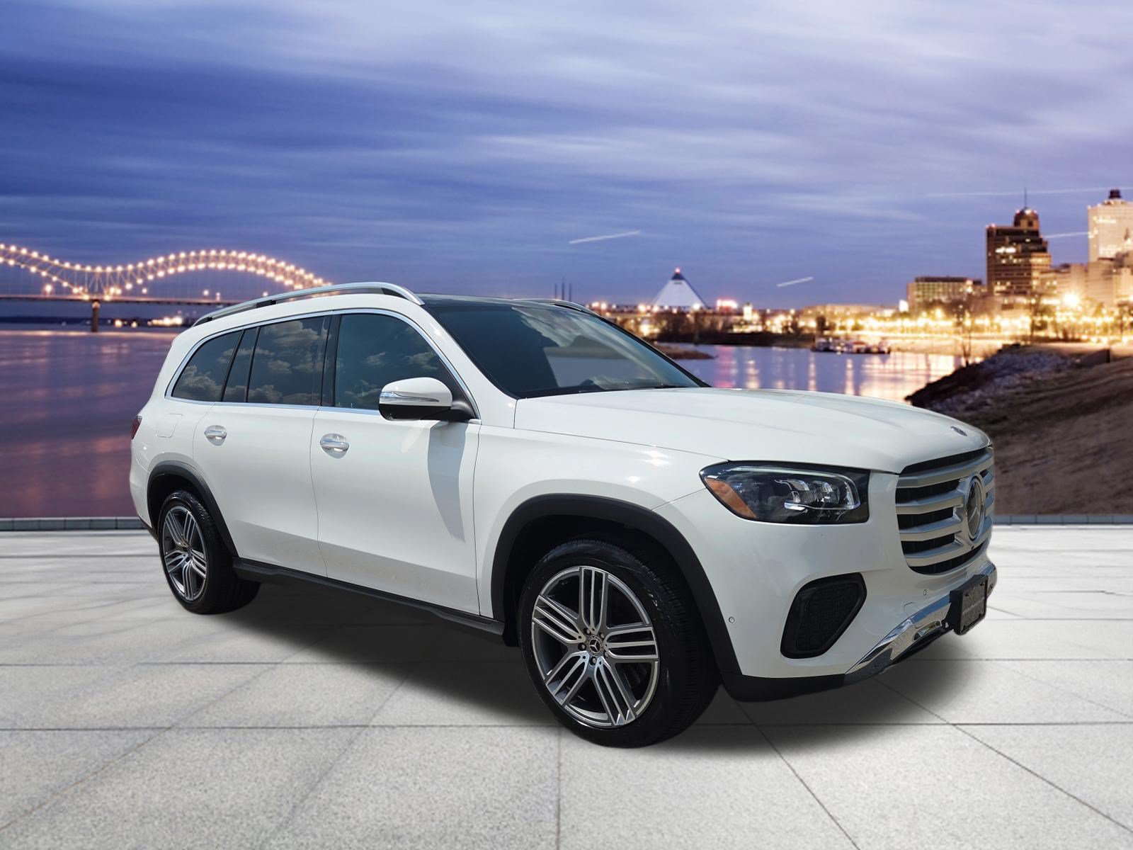 Used 2025 Mercedes-Benz GLS 450 4MATIC image 4