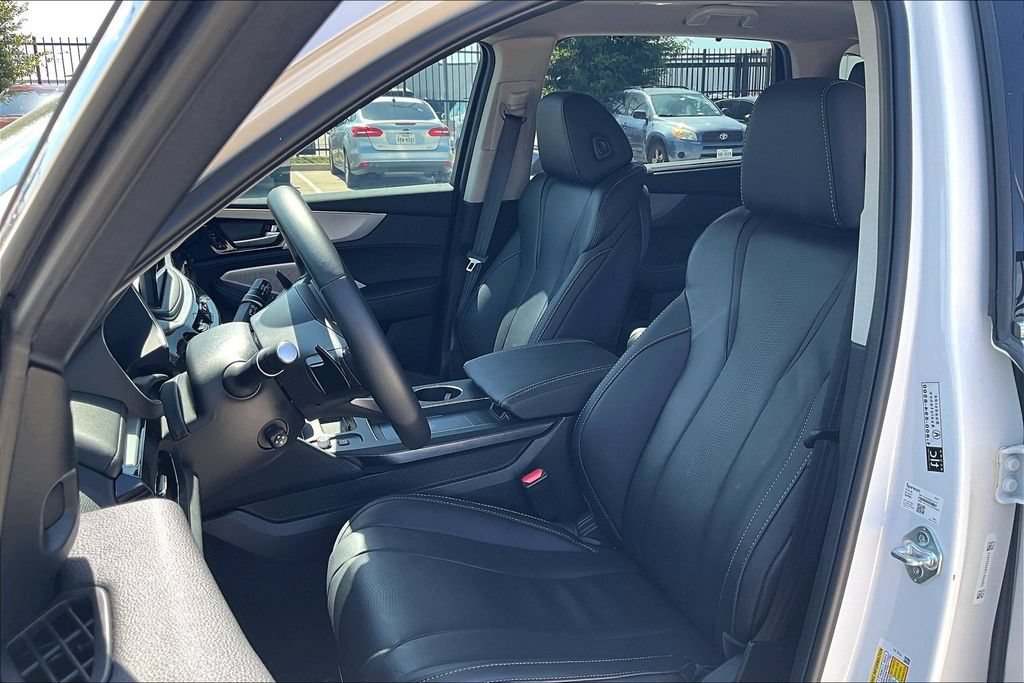 Certified 2026 Acura MDX w/ Technology Package FWD image 29