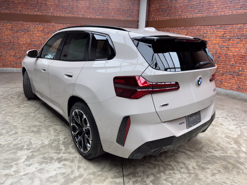 Used 2026 BMW X3 xDrive30i w/ Premium Package AWD/4WD image 2