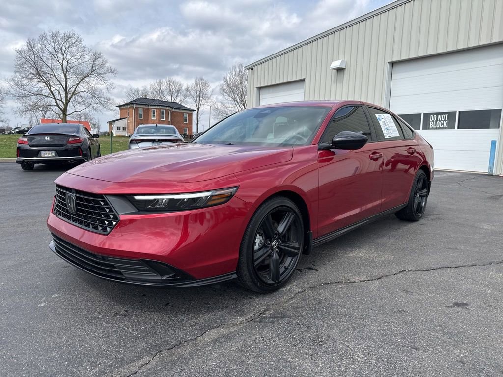 Certified 2025 Honda Accord Sport image 3