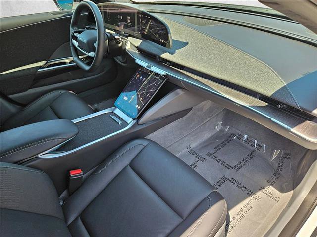 Used 2025 Lucid Air Pure RWD image 23