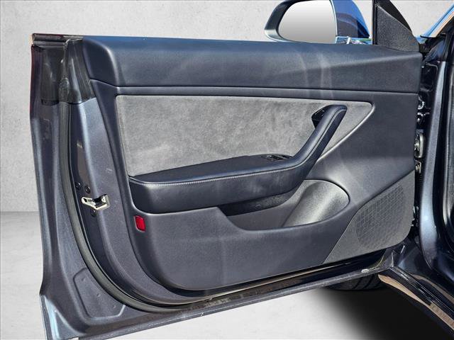 Used 2020 Tesla Model 3 Performance image 10