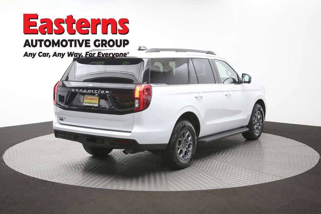 Used 2025 Ford Expedition Active AWD/4WD image 42
