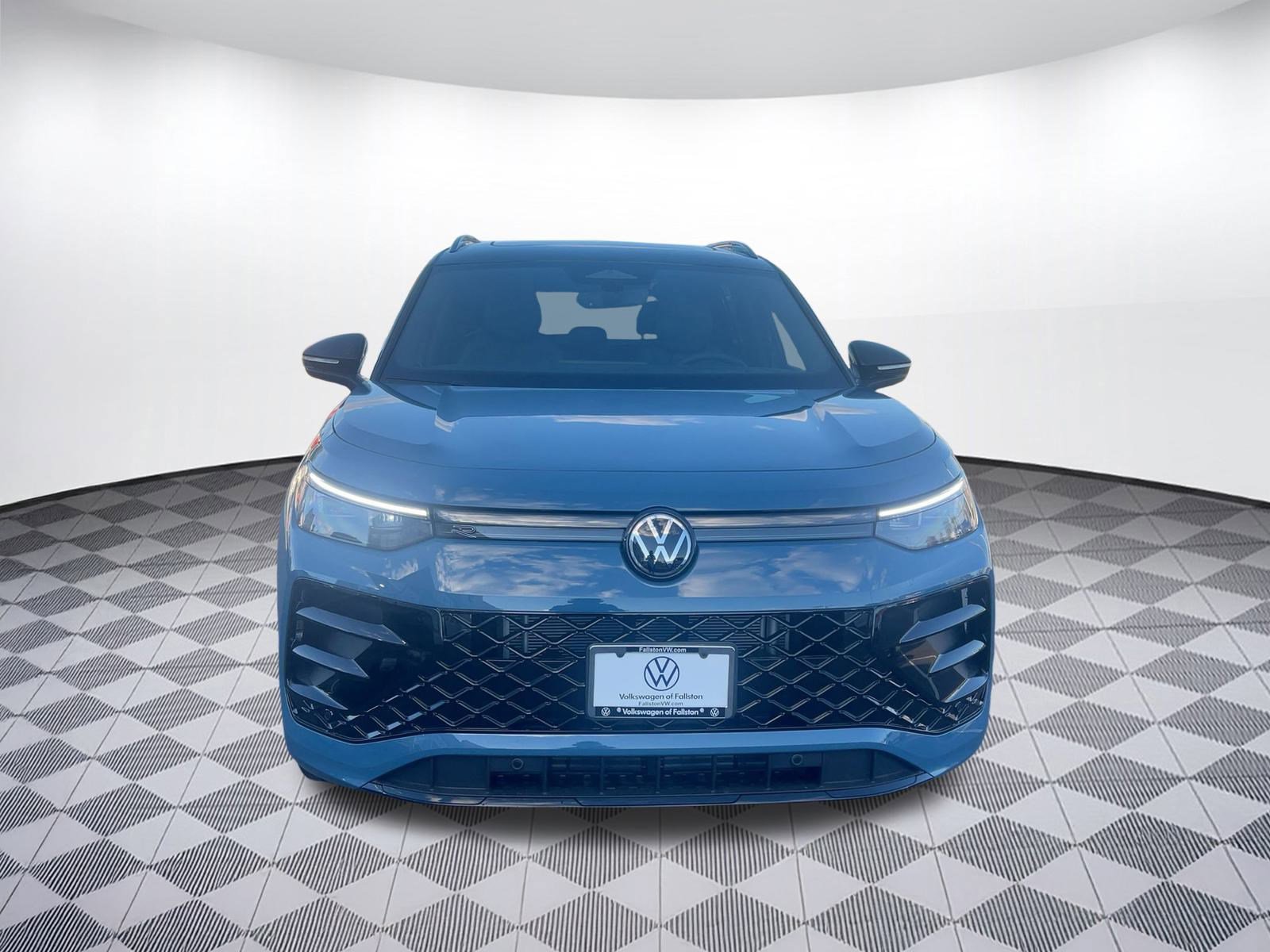 New 2026 Volkswagen Tiguan SE R-Line image 6