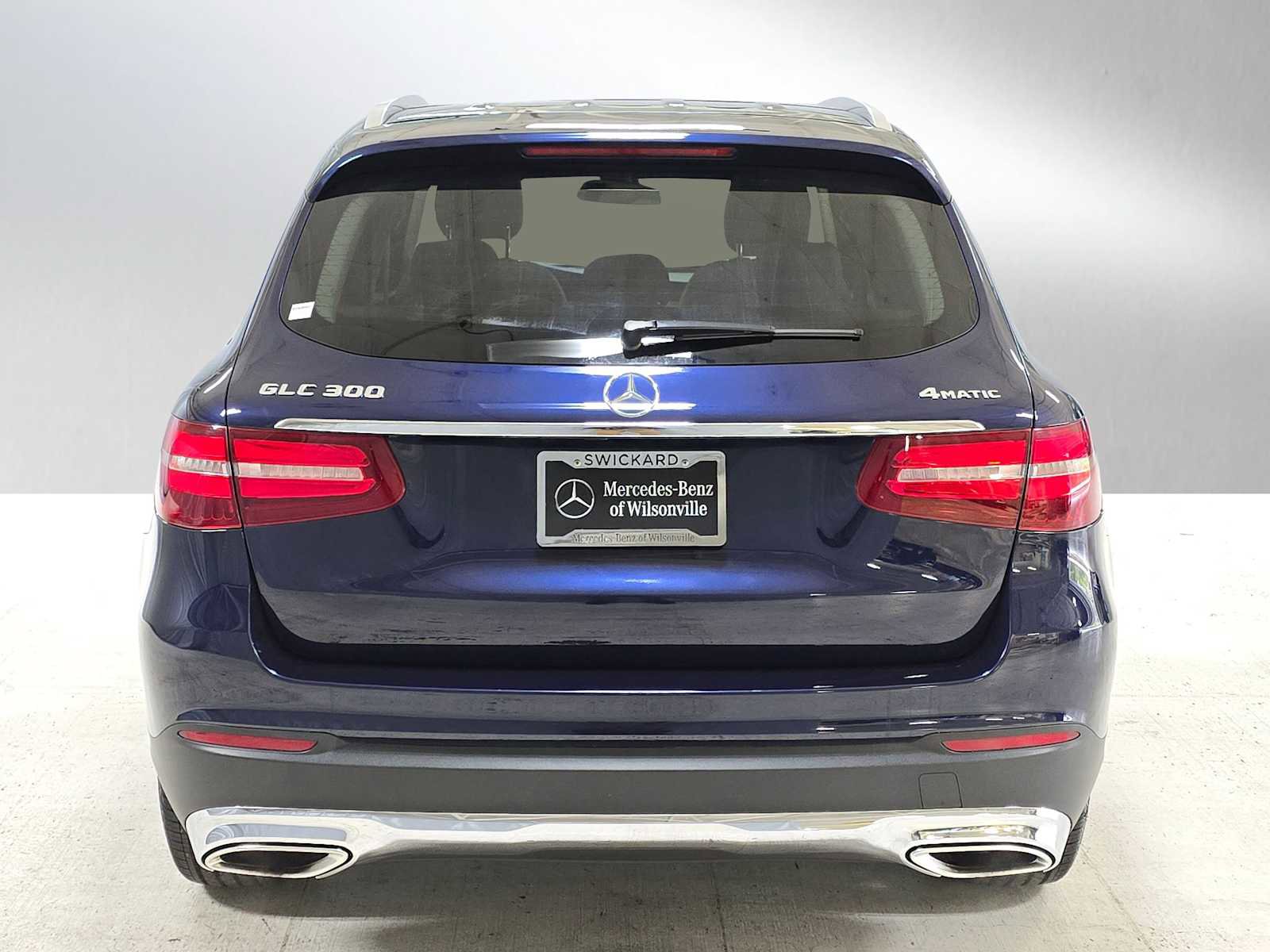 Used 2019 Mercedes-Benz GLC 300 4MATIC image 4